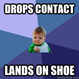 drops contact lands on shoe - Succes kid rainey night